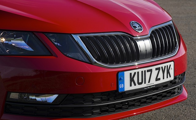 Skoda Octavia Combi photo 17