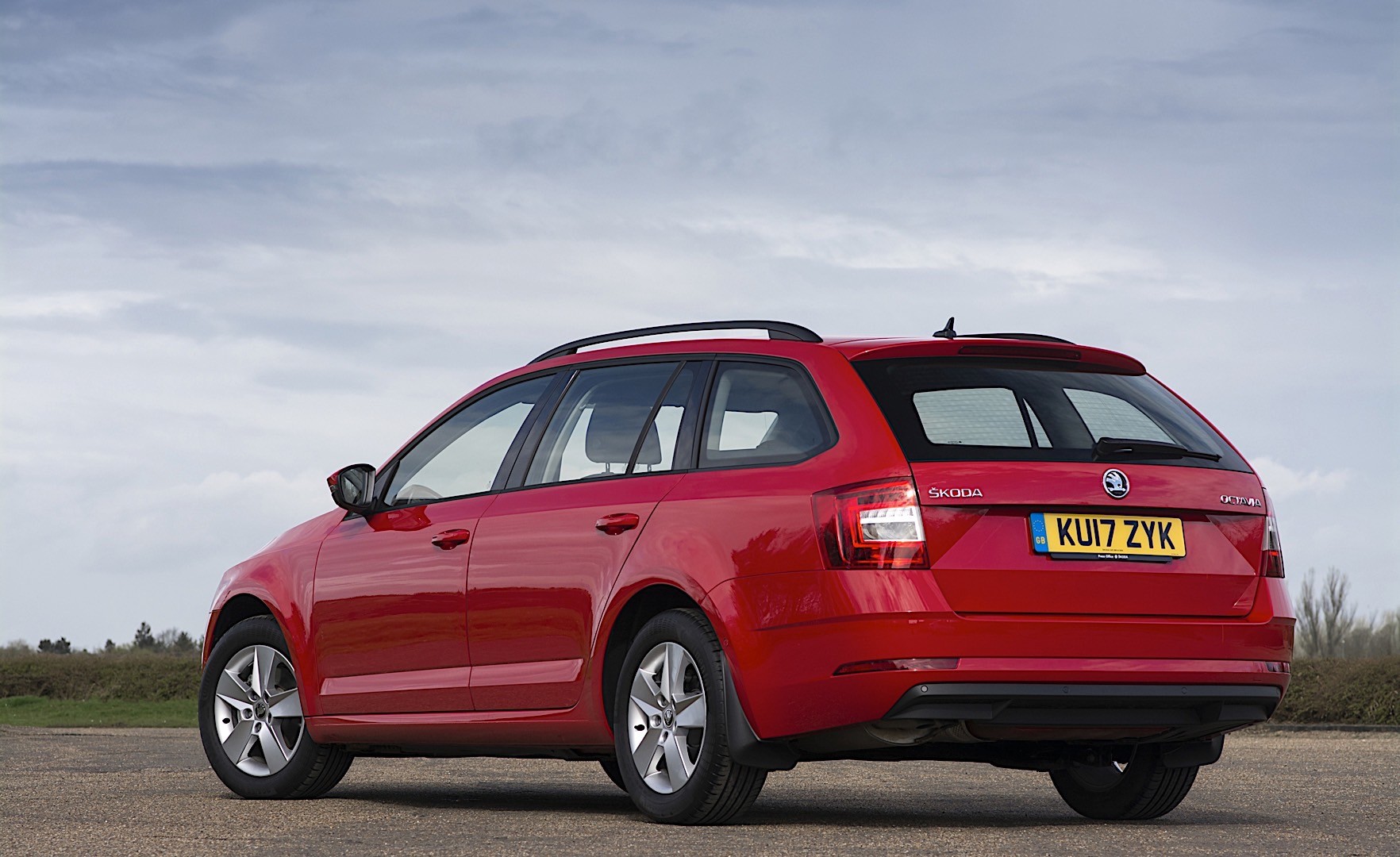 Skoda Octavia Combi photo 19