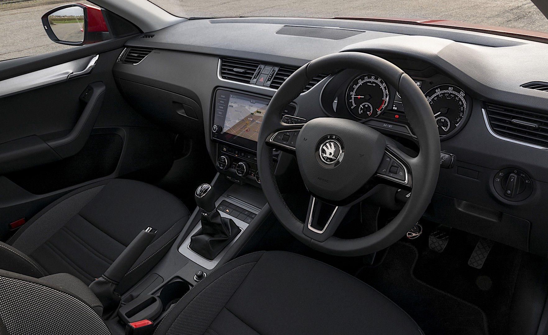 Skoda Octavia Combi photo 28