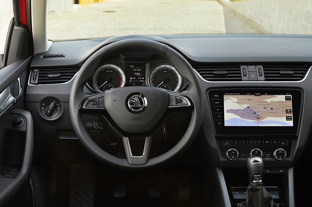 Skoda Octavia Combi photo 29
