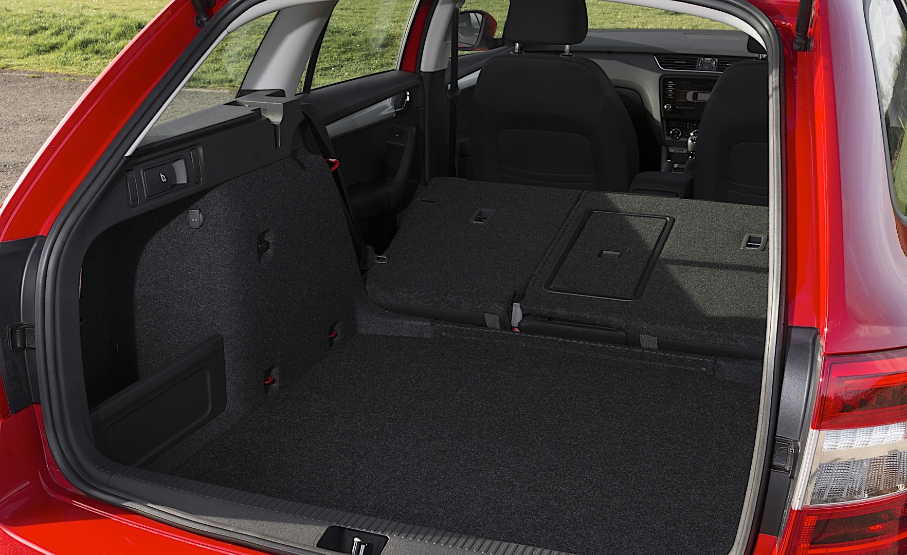 Skoda Octavia Combi photo 32