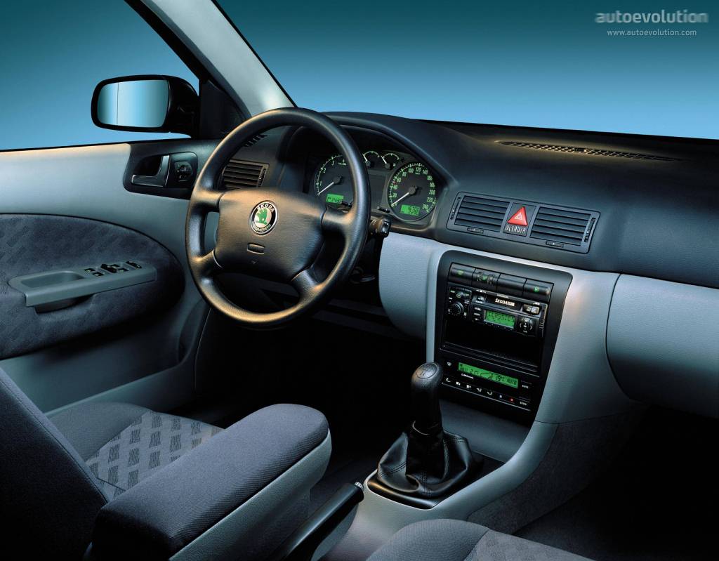 Skoda Octavia Combi photo 6