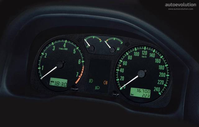Skoda Octavia Combi photo 7