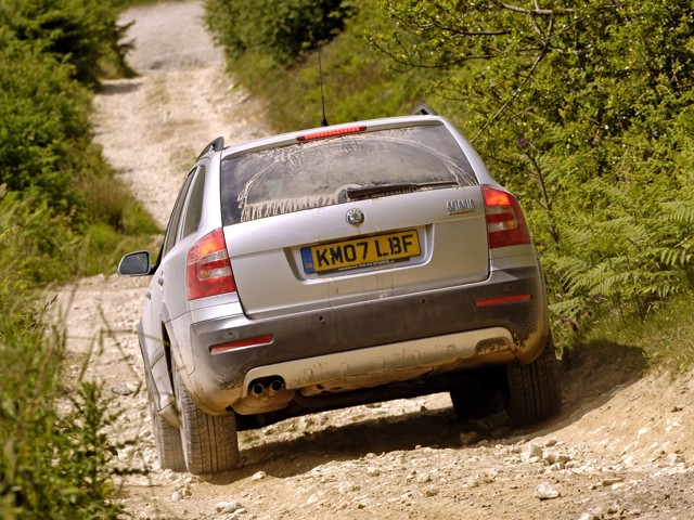 Skoda Octavia Scout foto 9