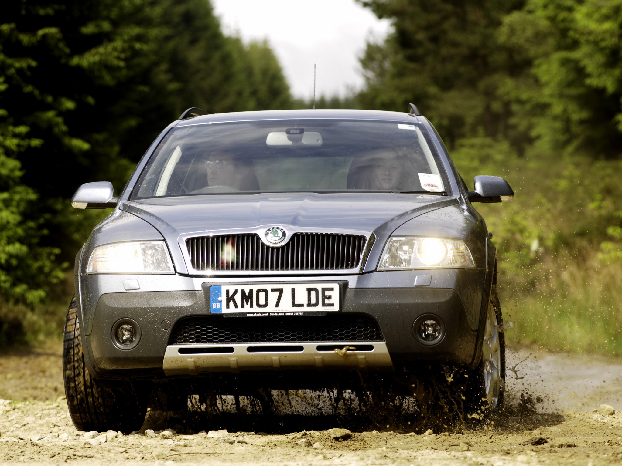 Skoda Octavia Scout photo 16