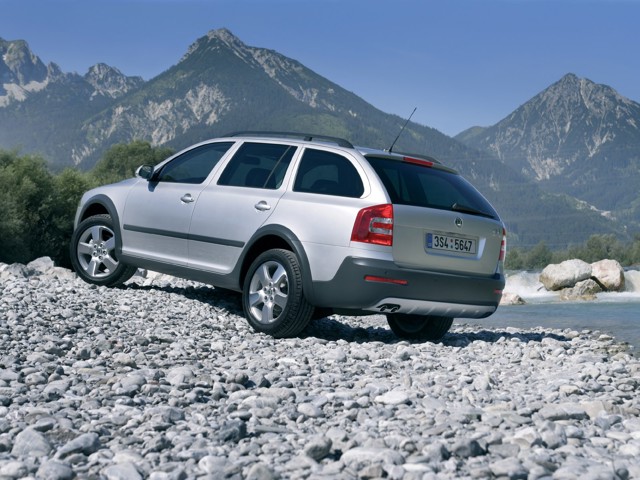 Skoda Octavia Scout foto 20
