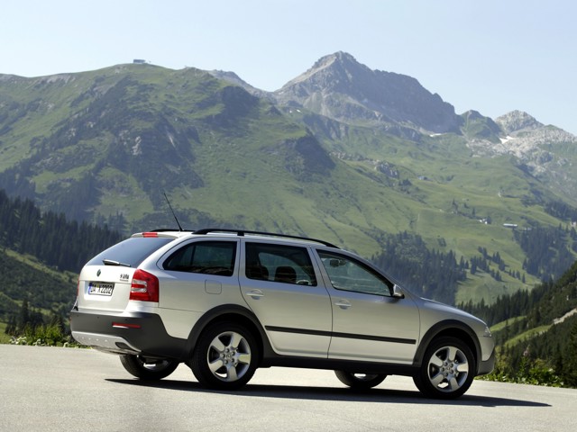 Skoda Octavia Scout foto 22