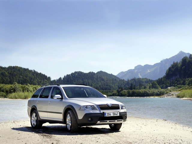 Skoda Octavia Scout foto 24