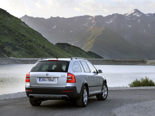 Skoda Octavia Scout foto 25