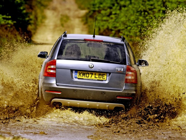Skoda Octavia Scout foto 8