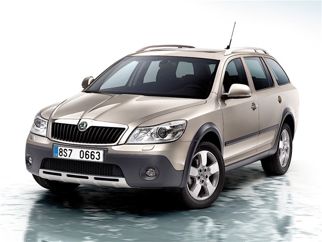 Skoda Octavia Scout foto 10