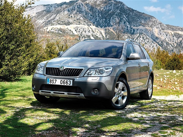 Skoda Octavia Scout foto 12