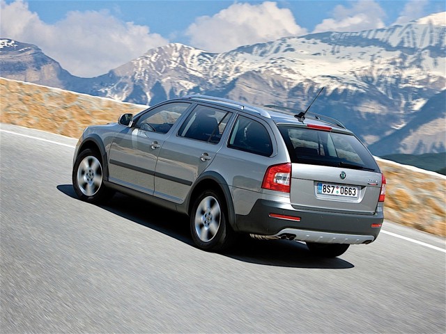 Skoda Octavia Scout foto 15