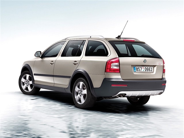 Skoda Octavia Scout foto 18