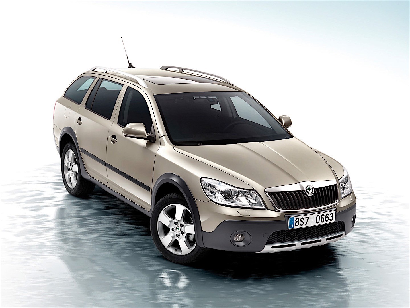 Skoda Octavia Scout photo 19