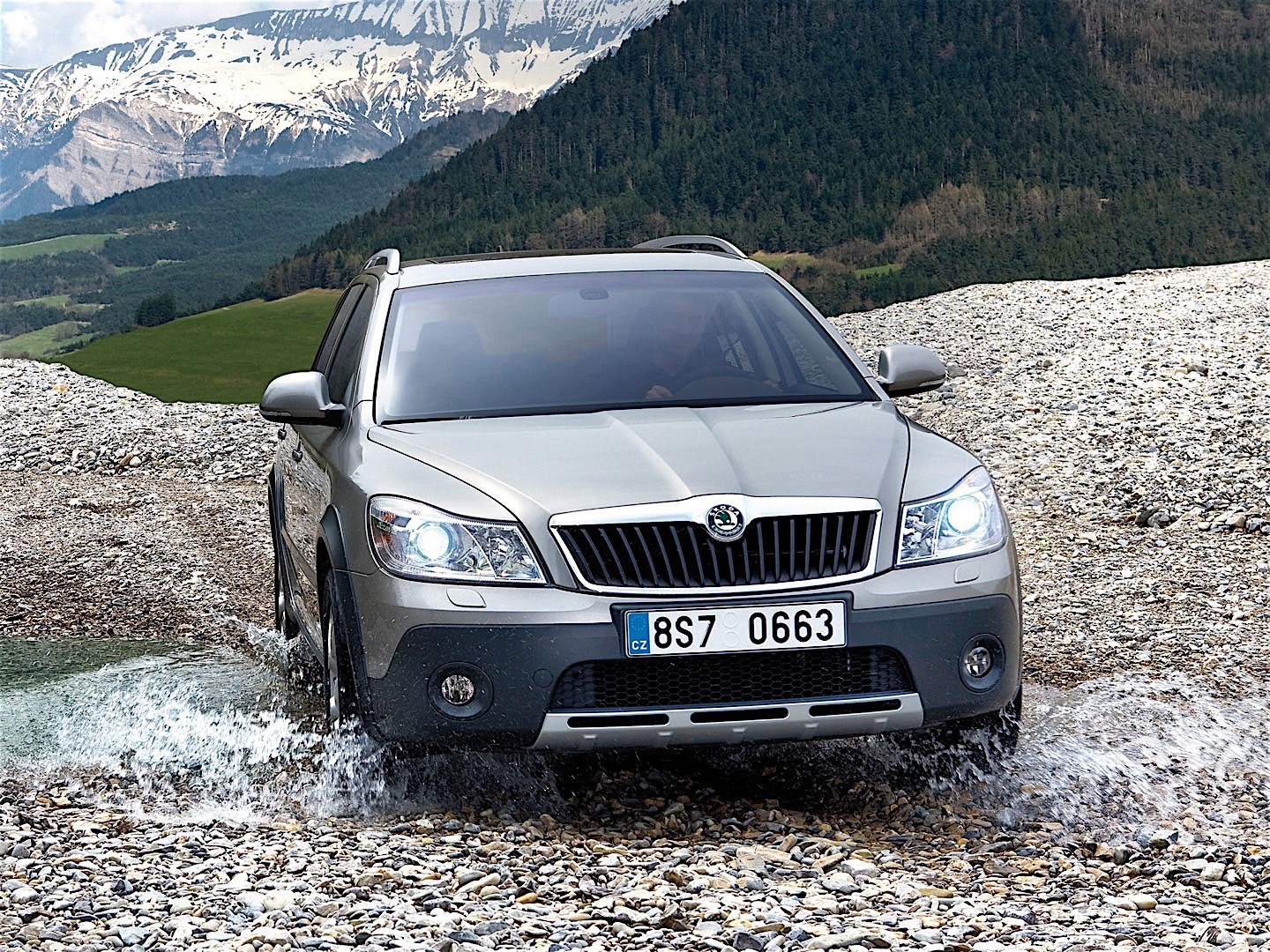 Skoda Octavia Scout photo 24