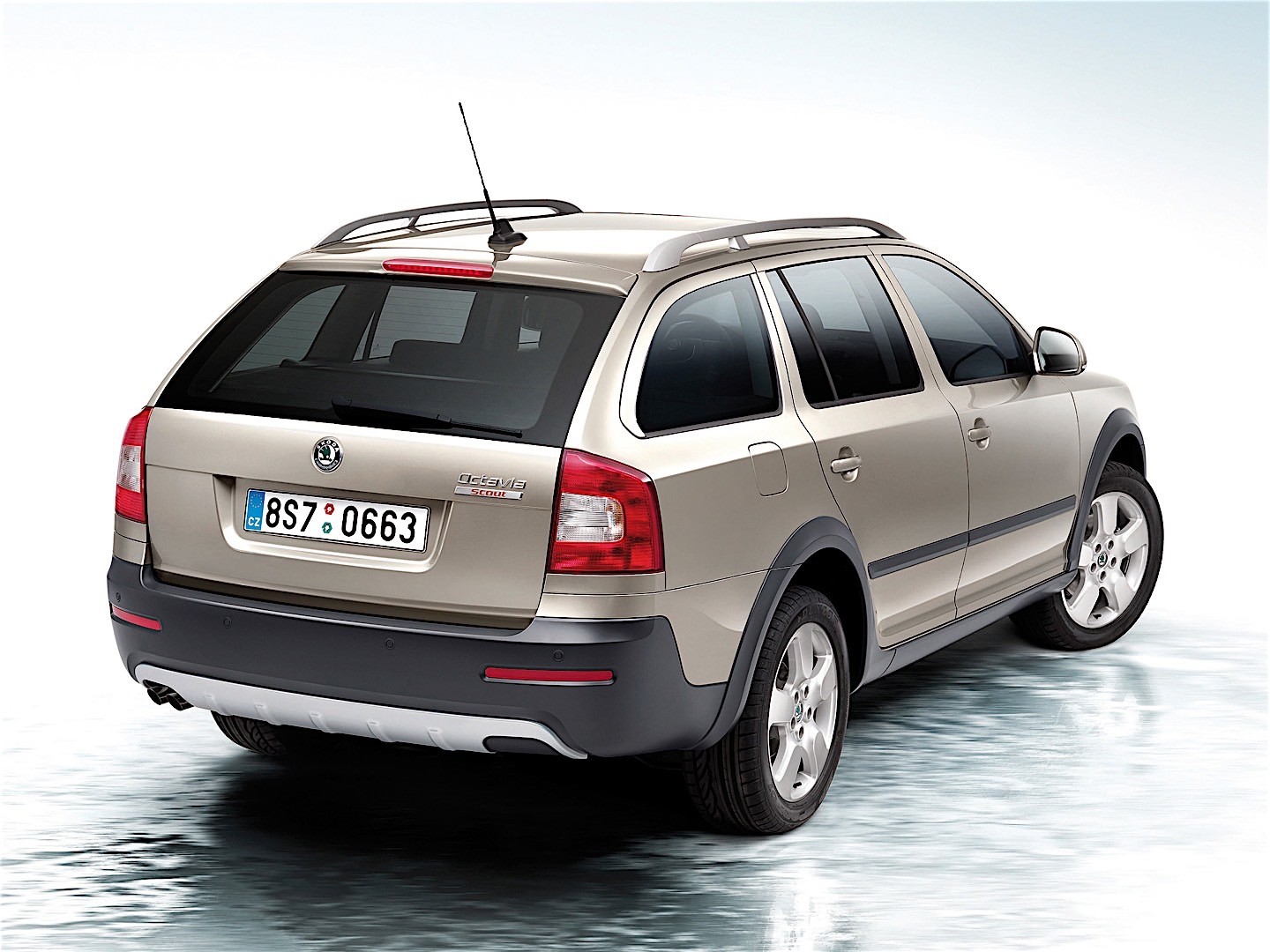 Skoda Octavia Scout photo 27