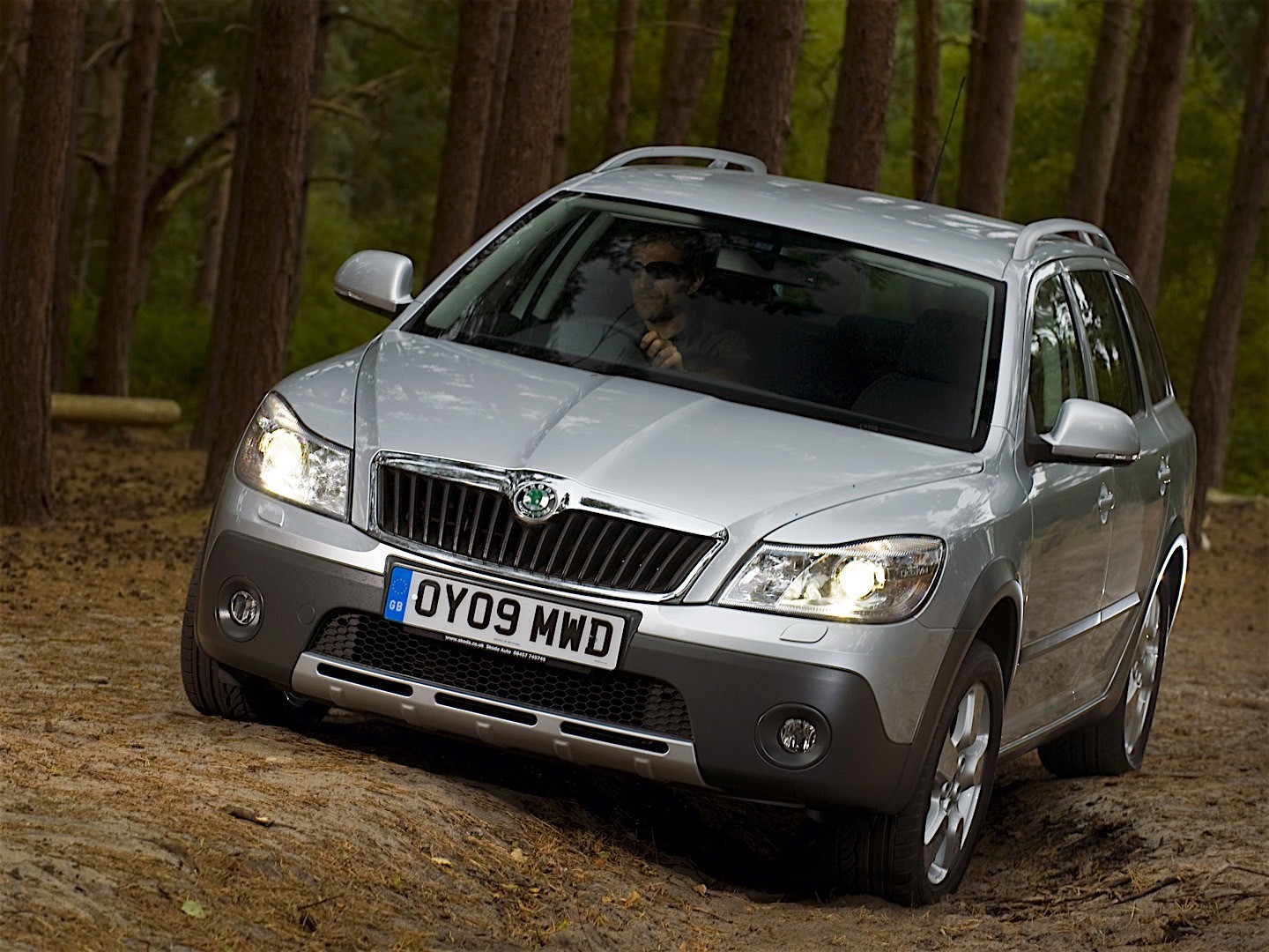 SKODA Octavia Scout