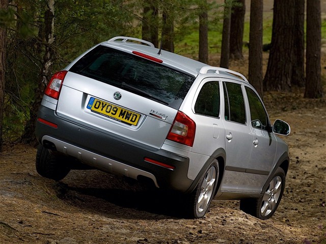 Skoda Octavia Scout foto 45