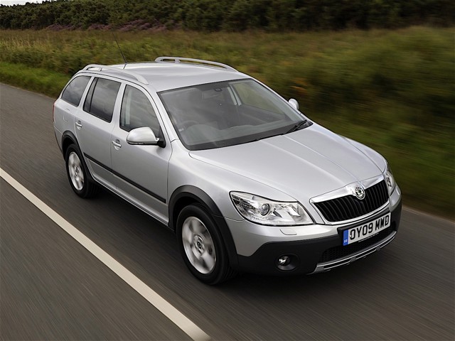 Skoda Octavia Scout foto 2