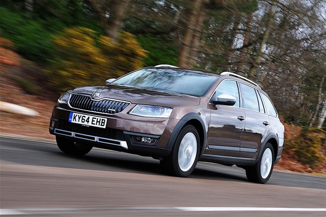 Skoda Octavia Scout photo 7