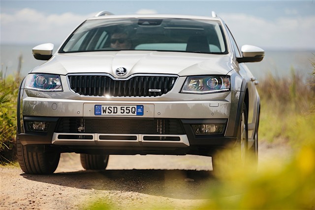 Skoda Octavia Scout photo 16