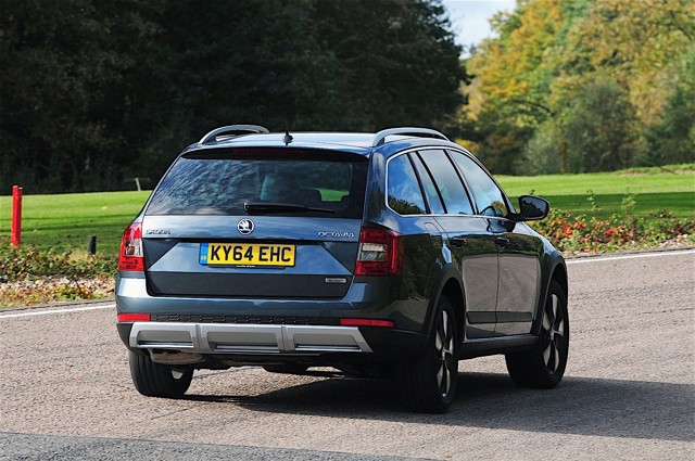 Skoda Octavia Scout photo 17