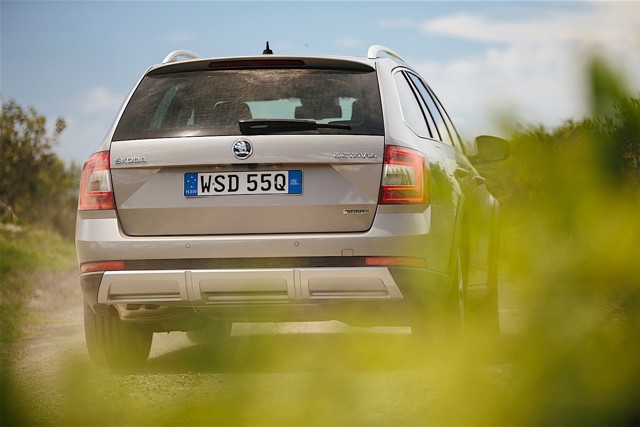 Skoda Octavia Scout photo 21