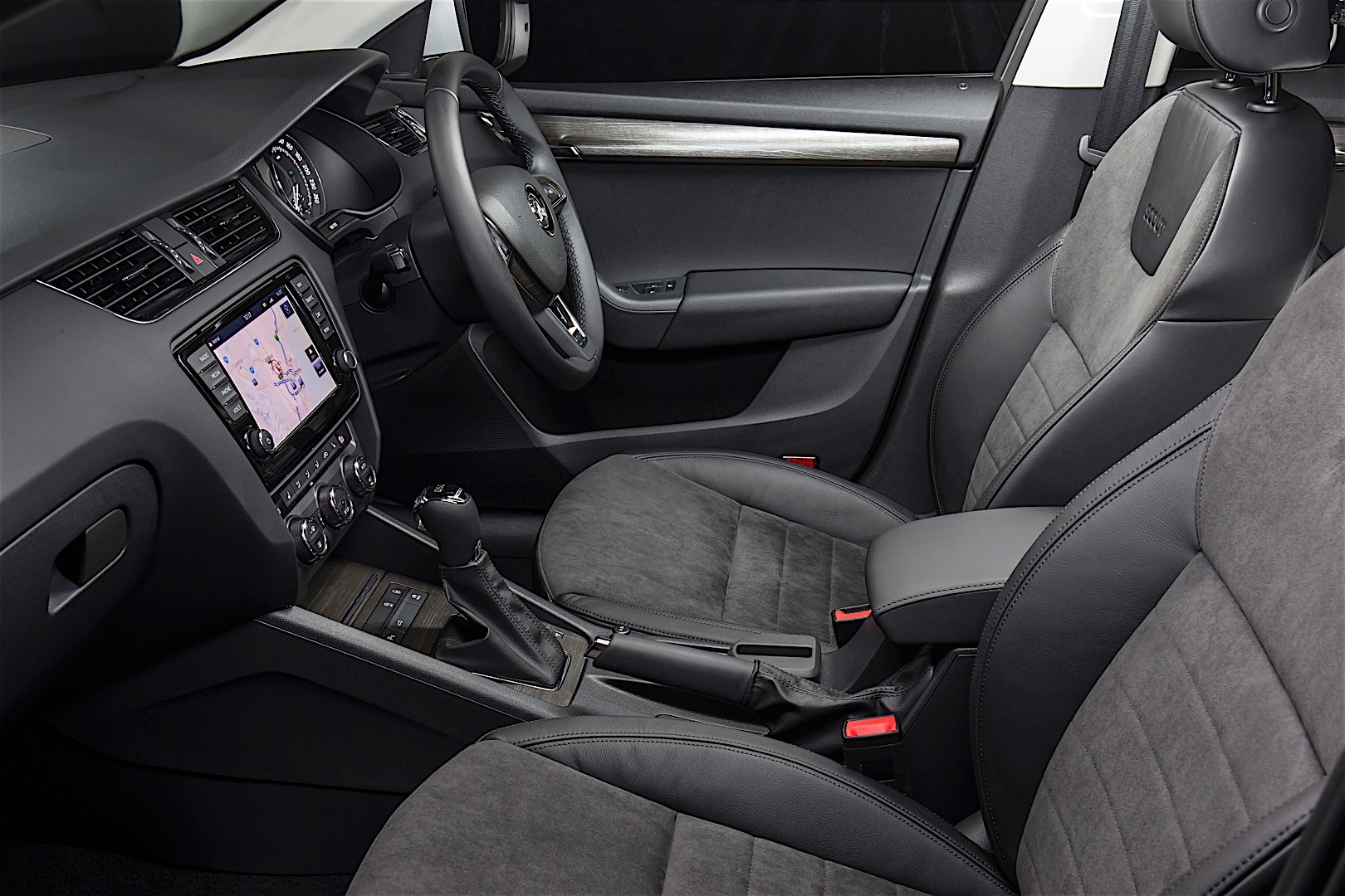 Skoda Octavia Scout photo 55