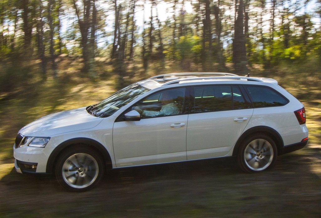 Skoda Octavia Scout photo 13