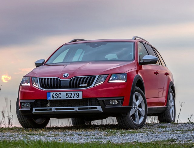 Skoda Octavia Scout foto 16