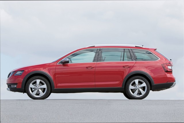 Skoda Octavia Scout foto 17