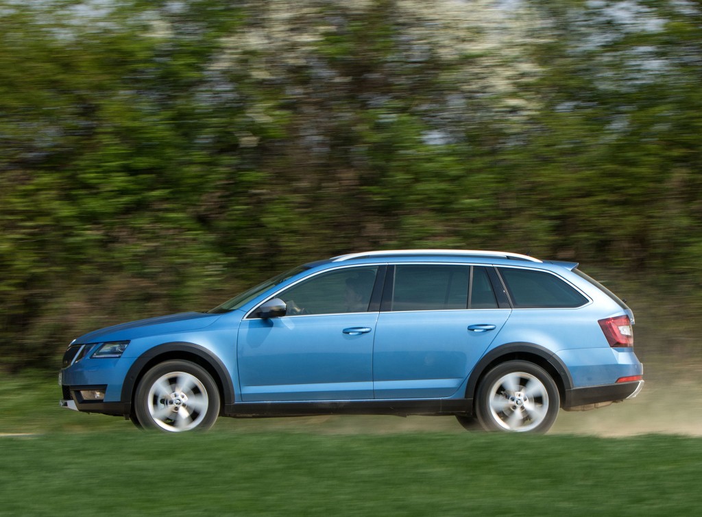 Skoda Octavia Scout photo 18