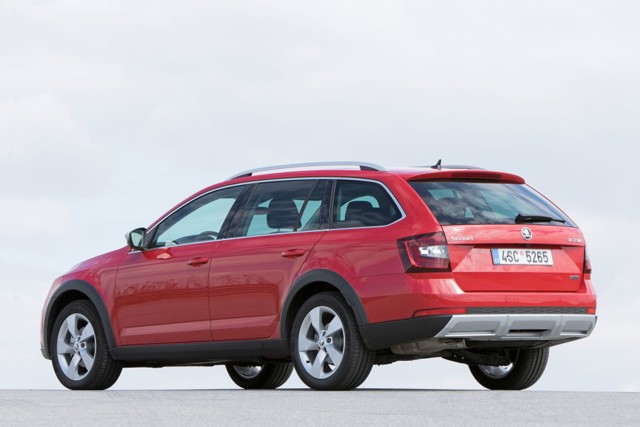 Skoda Octavia Scout foto 20