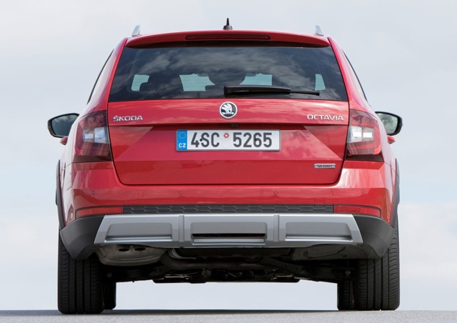 Skoda Octavia Scout foto 27