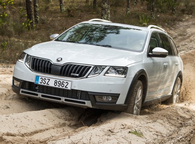 Skoda Octavia Scout foto 4