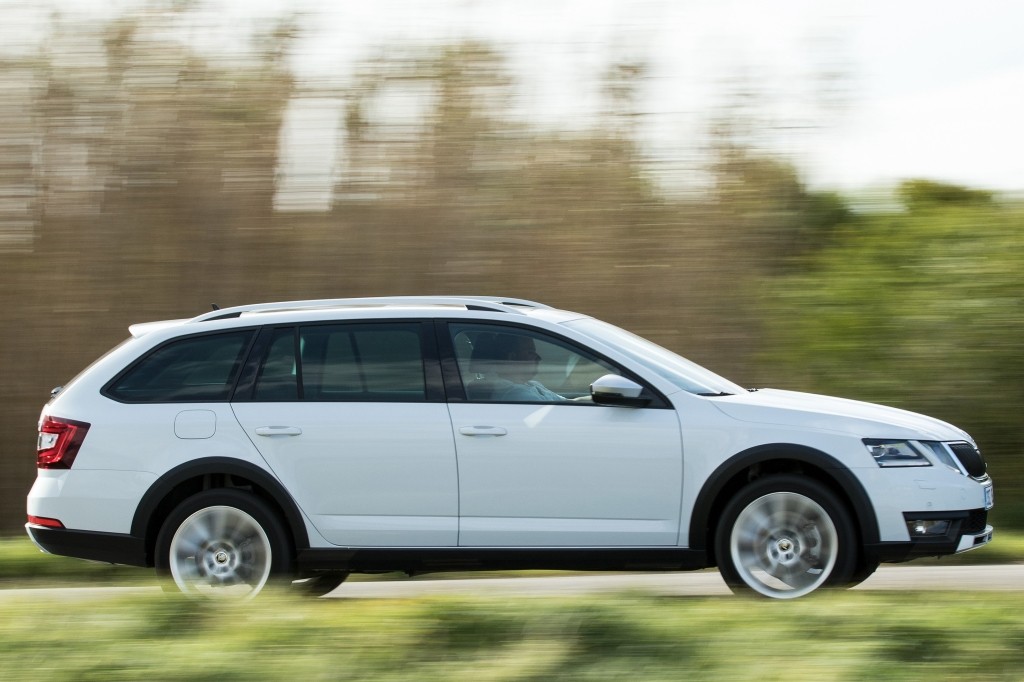 Skoda Octavia Scout photo 7