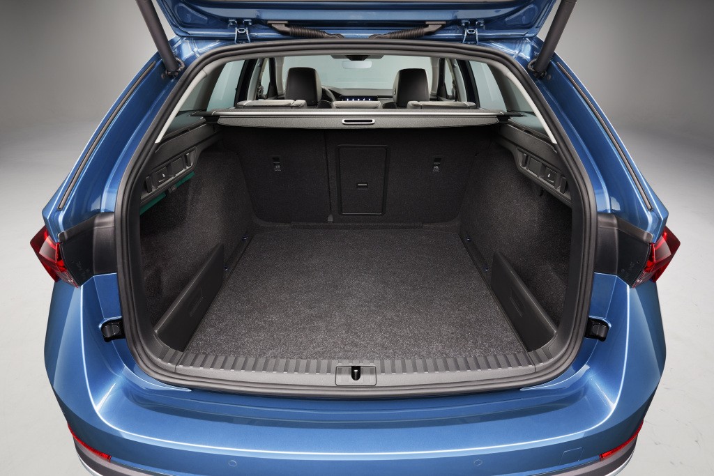 Skoda Octavia Scout photo 23