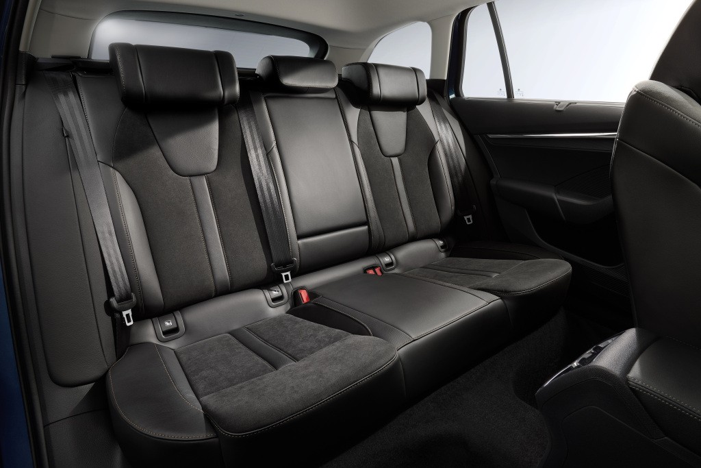 Skoda Octavia Scout photo 24