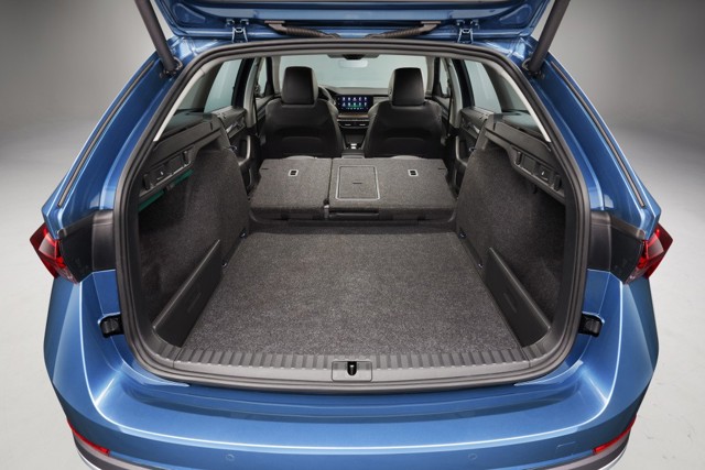 Skoda Octavia Scout photo 25