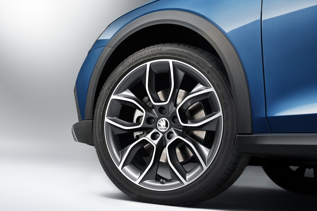 Skoda Octavia Scout photo 5