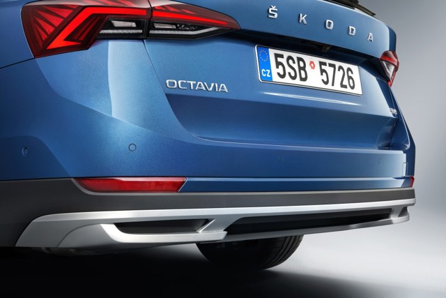 Skoda Octavia Scout photo 12