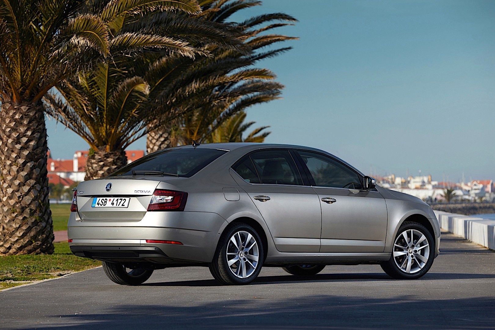 Skoda Octavia photo 17