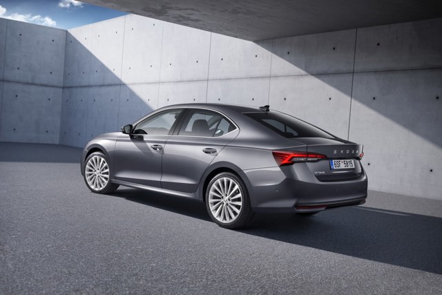 Skoda Octavia photo 4