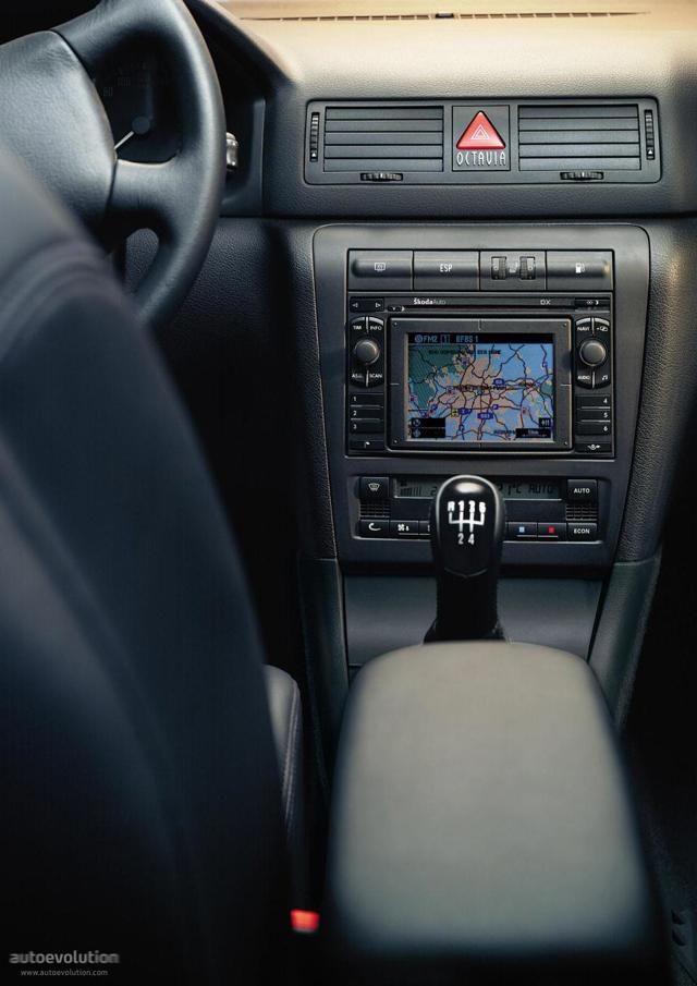 Skoda Octavia foto 7