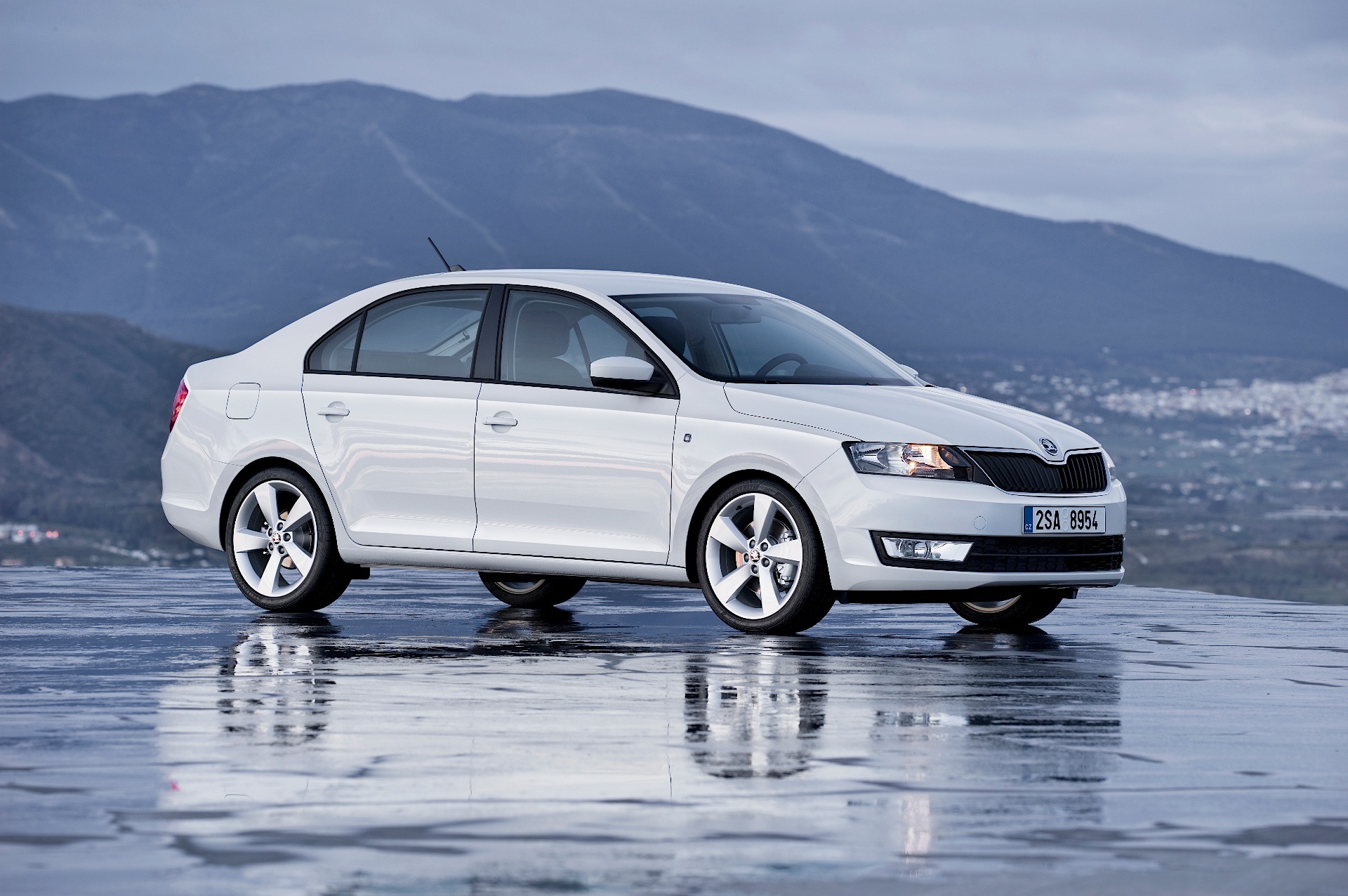 Skoda Rapid photo 12