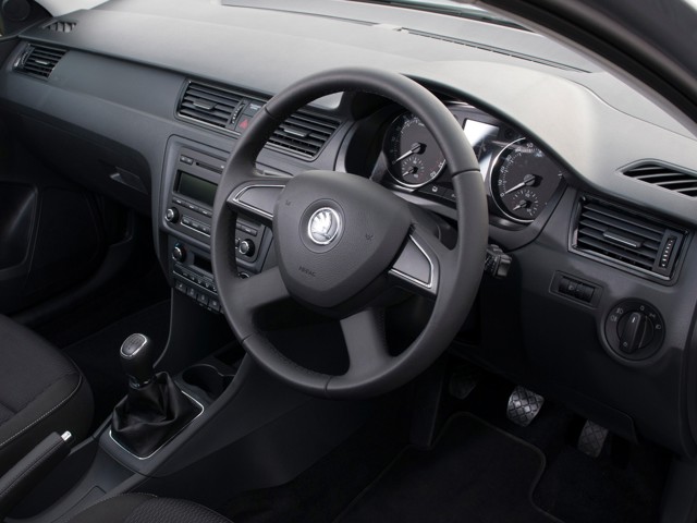 Skoda Rapid photo 71