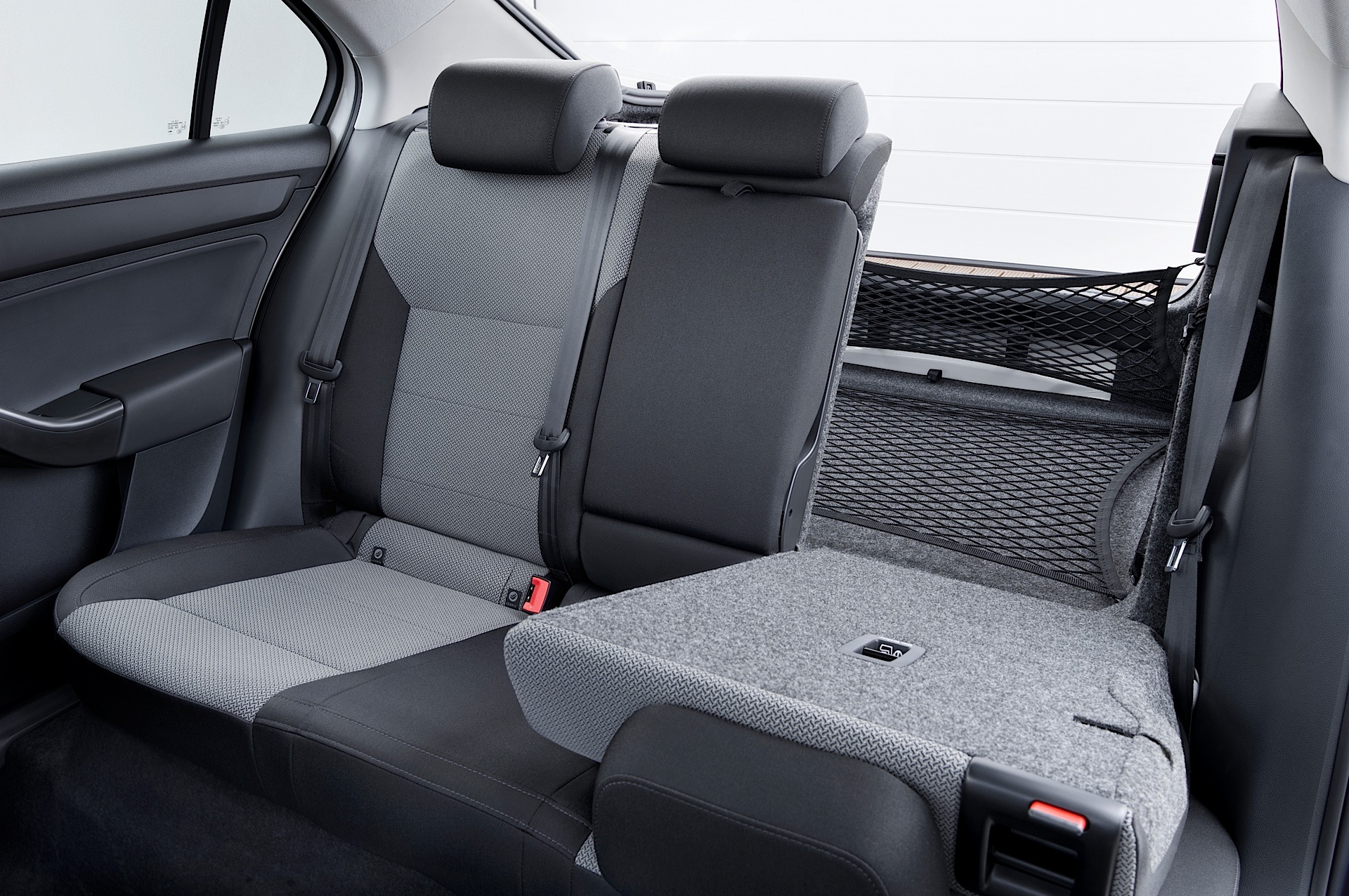 Skoda Rapid photo 57