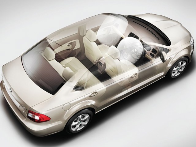 Skoda Rapid foto 1