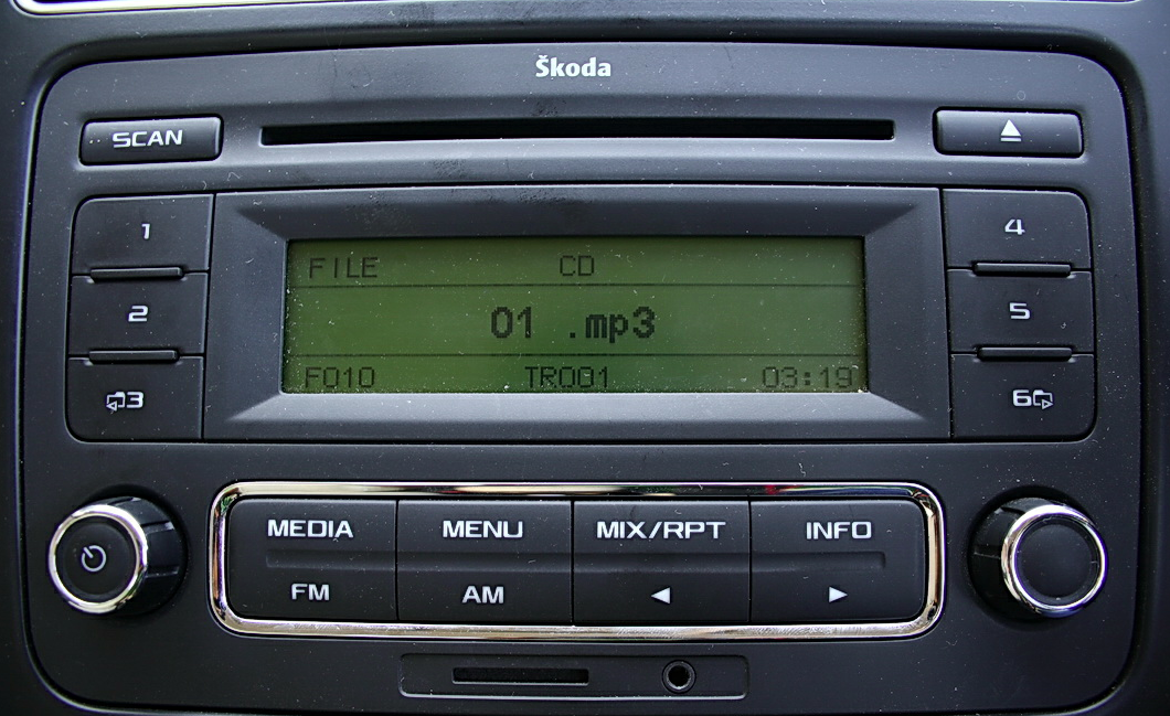 Skoda Rapid photo 13